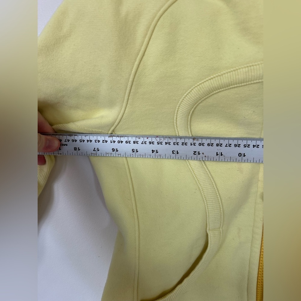 Lululemon Scuba Hoodie *Stretch (Lined Hood) Mellow Lemon Size 6 - Picture 4 of 5